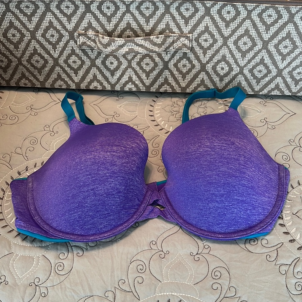 Victoria secret bra, size 38D